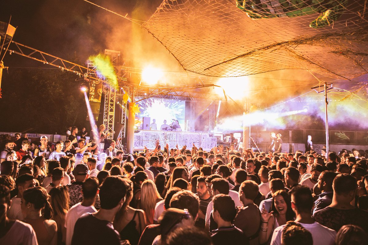 No hay palabras para describir lo sucedido en VERAFEST este sábado volvemos con las fiestas mayores THE SUN party