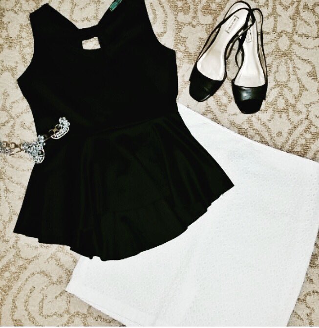 TheRealKCcom's tweet photo. Summer #style #tips &amp; must-haves: 
https://t.co/cQGOdXz6pZ #therealkc https://t.co/J0Eu2za1D0