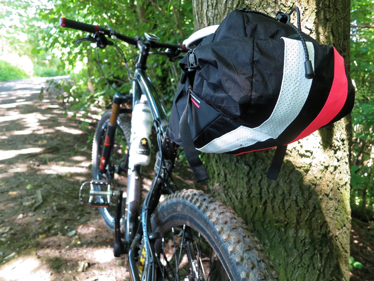 twistedvx's tweet photo. Reviews of the @changebikeuk DF-602 and @Rapha x @Apidura saddle pack are coming this week! https://t.co/cKrtJYR5Sr https://t.co/9hts4s4Wfb