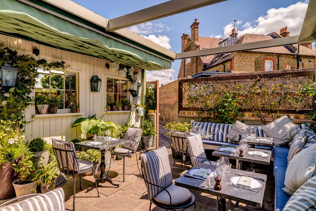 Surely the loveliest little garden terrace in #Wimbledon <a href="/theivycafeSW19/">Ivy Cafe, Wimbledon</a> traveller.uk/cD9GFC
