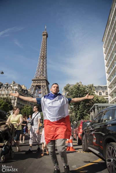 komumar's tweet photo. #Euro2016Final #euro2016 #FRA #POR #Paris #Paris2016 https://t.co/eiiFDp31hw