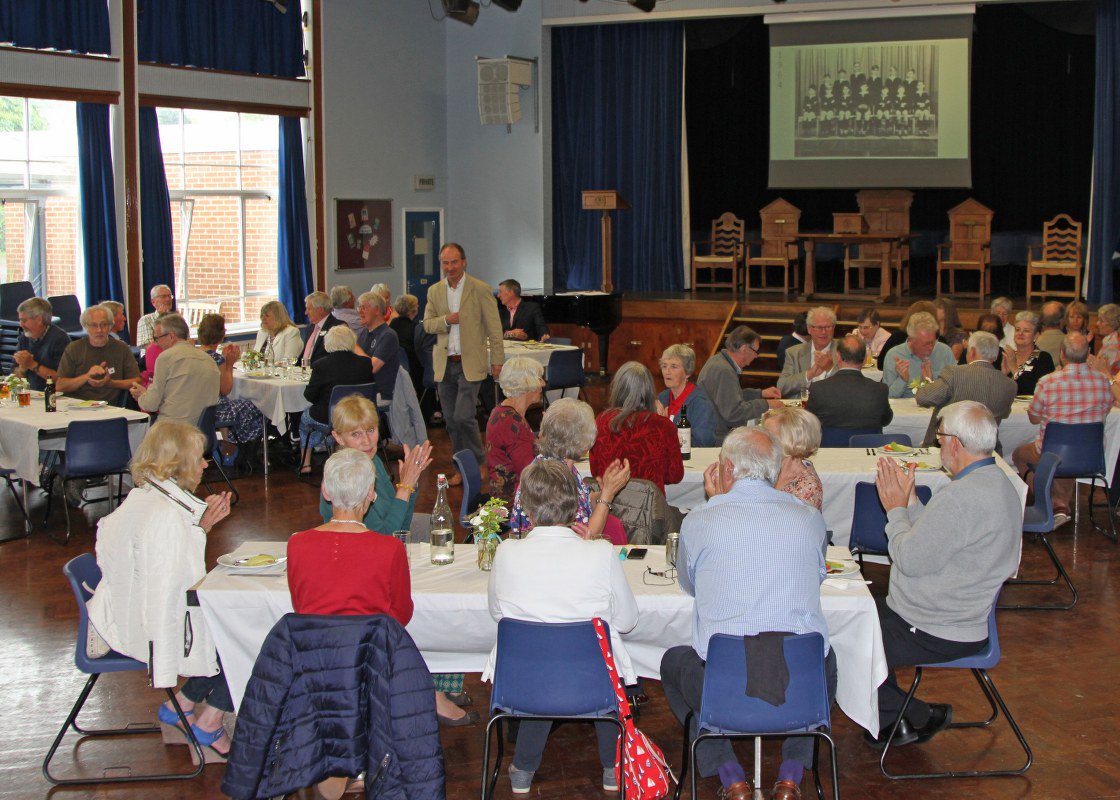 RGS Generations recall friendships: 80 students of the sixties and 50 of 2015 leavers attended July reunion