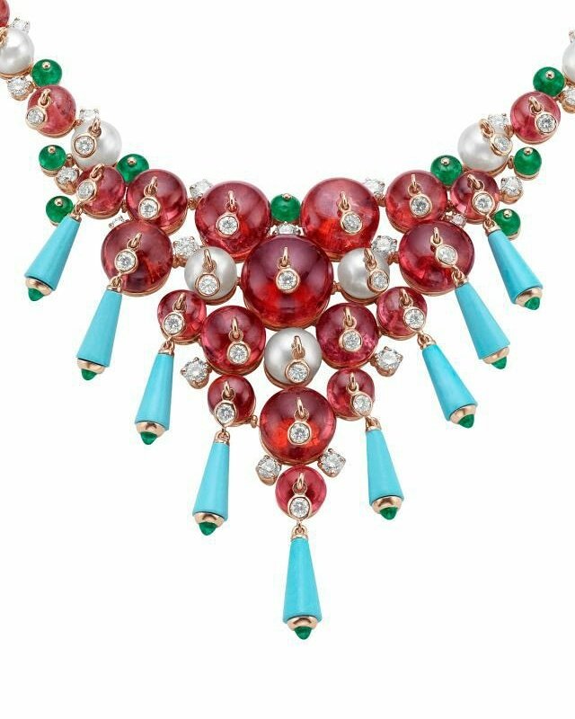 deepalinannu's tweet photo. Bulgari necklace #bulgarijewelry #bulgari #necklace #bride #jewelry 😊 😍 https://t.co/DINBND0v8c
