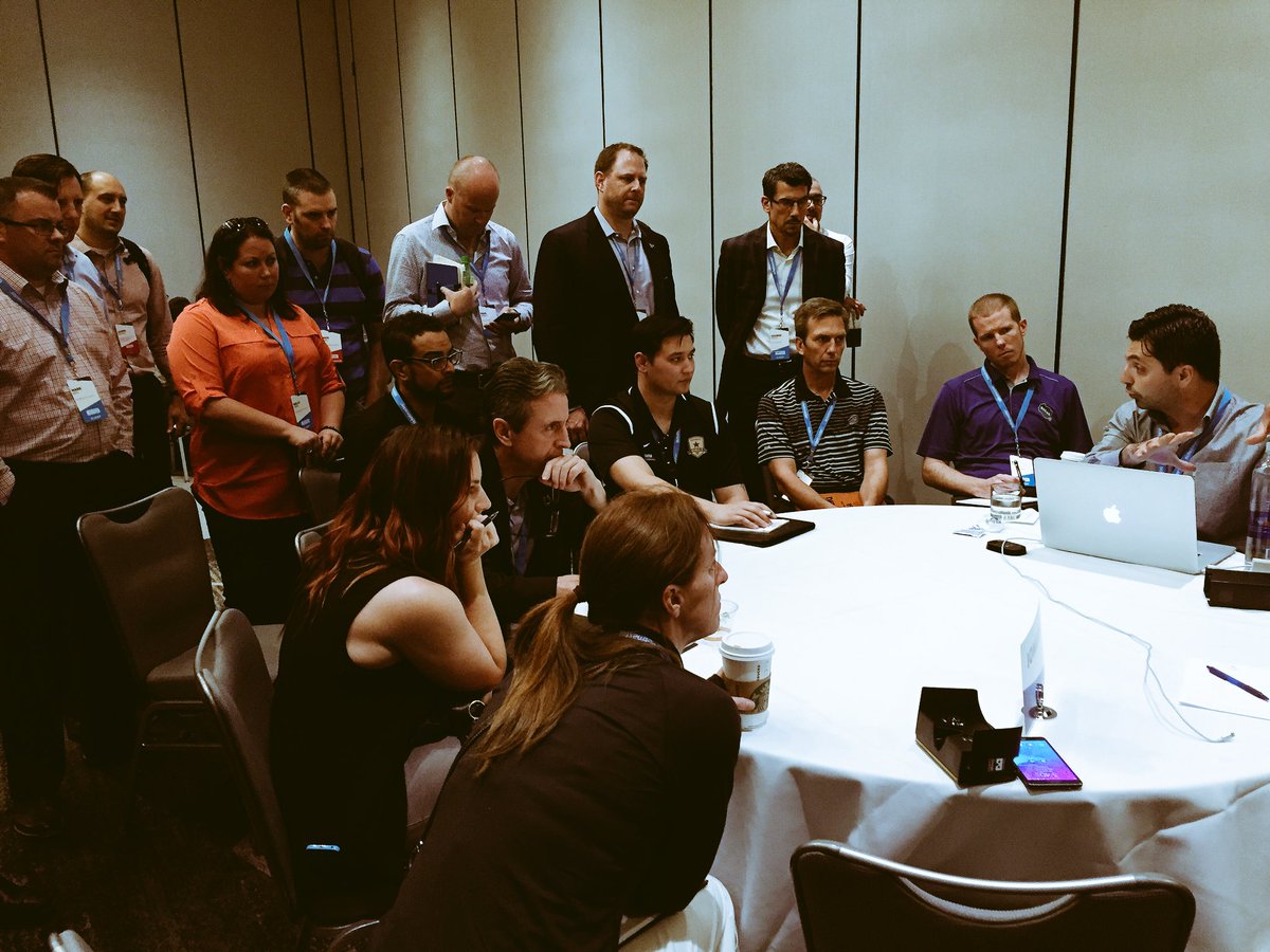 IOMEDIAsports's tweet photo. Our own @jyusufi holding court during #tmss2016 #VirtualVenue #STP #Pitchman #sportsbiz https://t.co/chQfkLOfqf