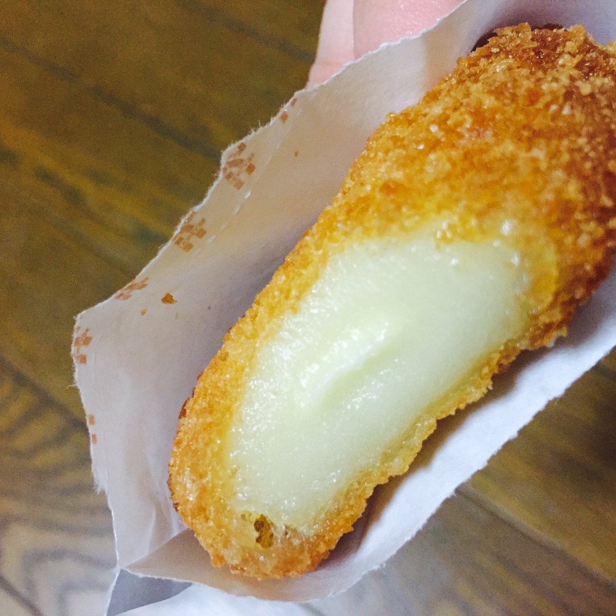 あき W カリカリもちもちとろーりのいももちめっちゃ美味しい セブンさんありがとう プリントサービスもいつも使わせてもらってます セブンイレブンの日 セブンいただきます