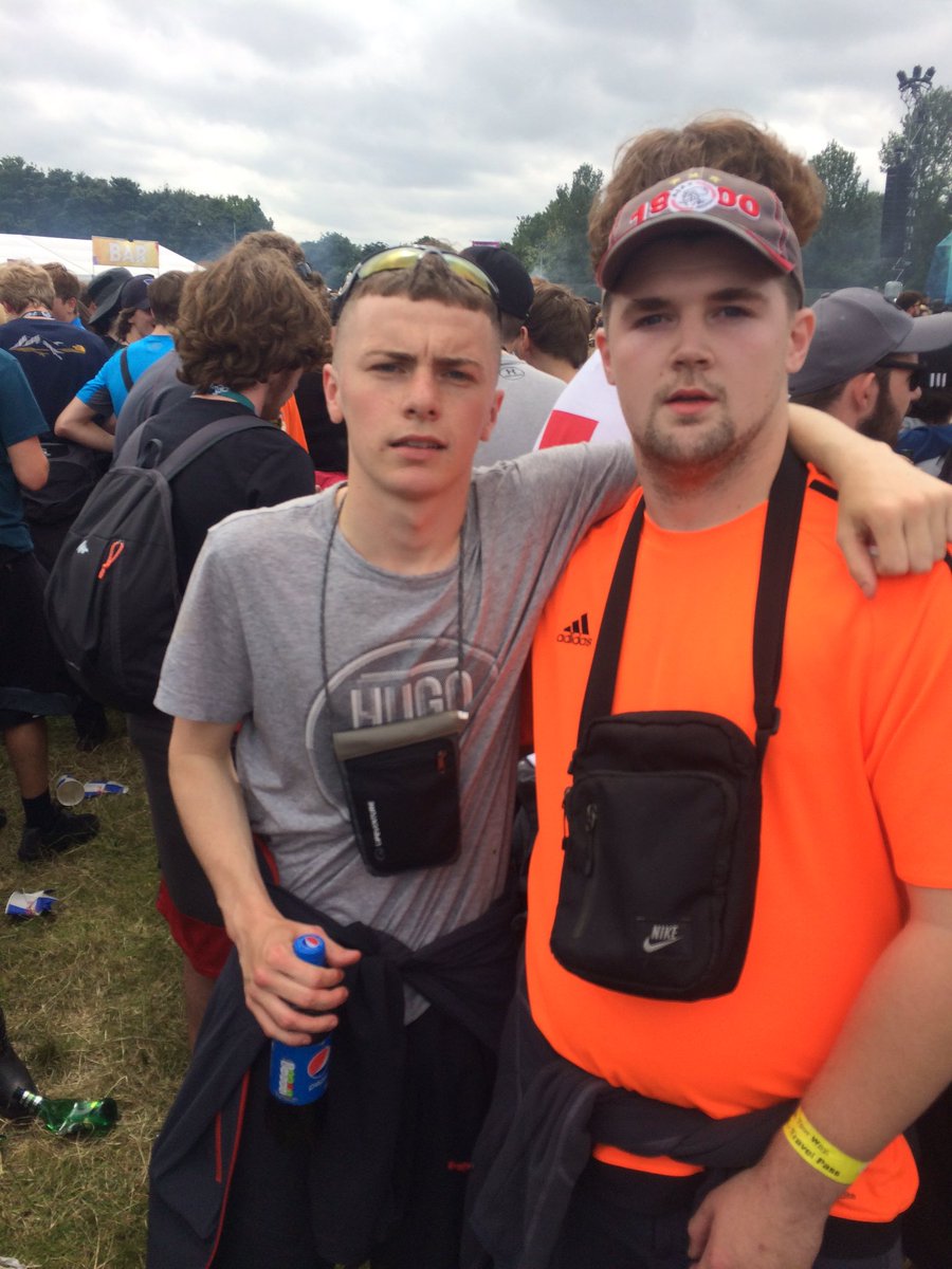 DanAmbrose98's tweet photo. Edc🎪 https://t.co/HQGZMHZl3e