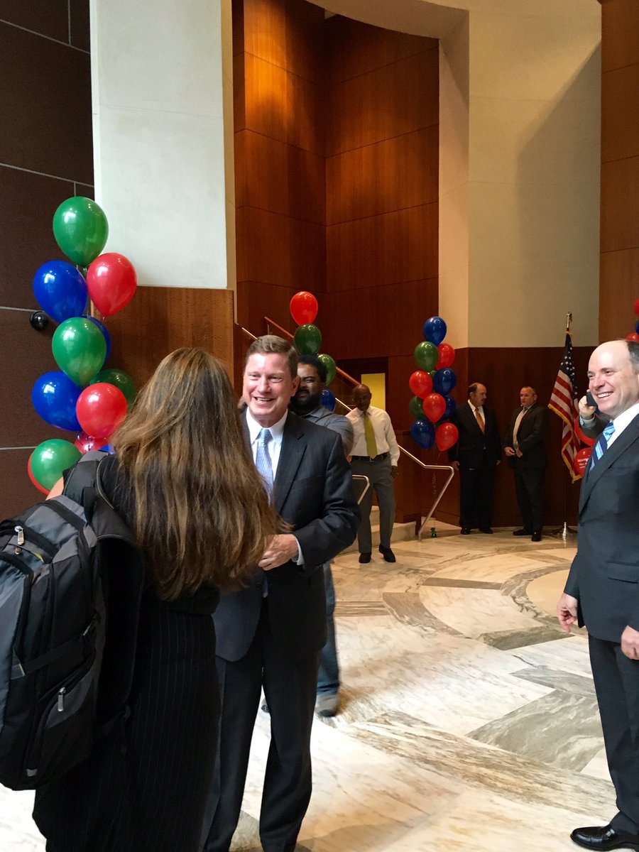 <a href="/ThomasAFanning/">Tom Fanning</a> welcomes @AGL_Resources employees on day of celebration of merged companies.
