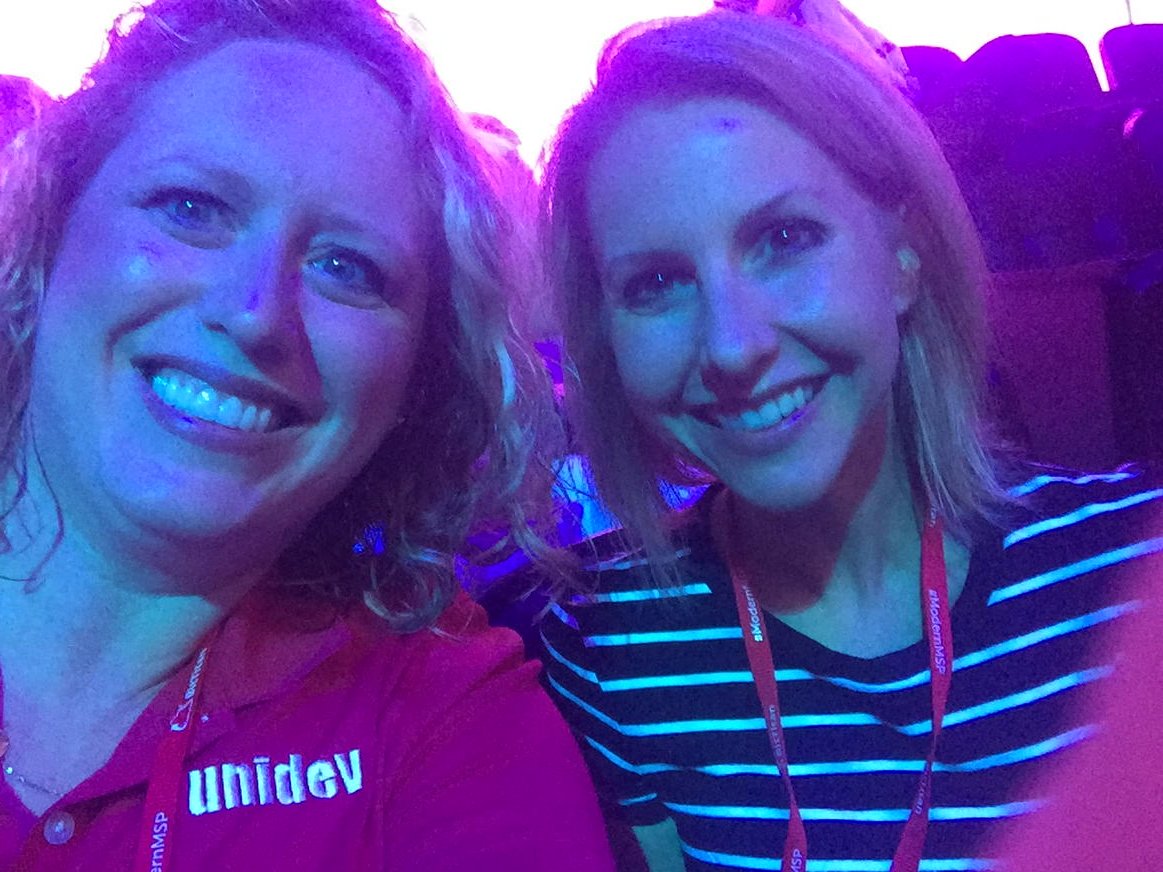 andi_bemis's tweet photo. Enjoying our breakfast and waiting for the keynote! @angelalarocca @gpalexa #wpc2016 https://t.co/itzDkU56k0