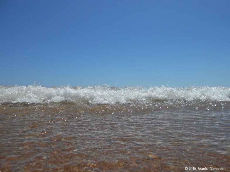 aransampedro's tweet image. Esperar la ola | Mi Otra Mirada goo.gl/Gcx6AZ #verano #mar #refrescante @ComparteMiradas @PintoFotografia