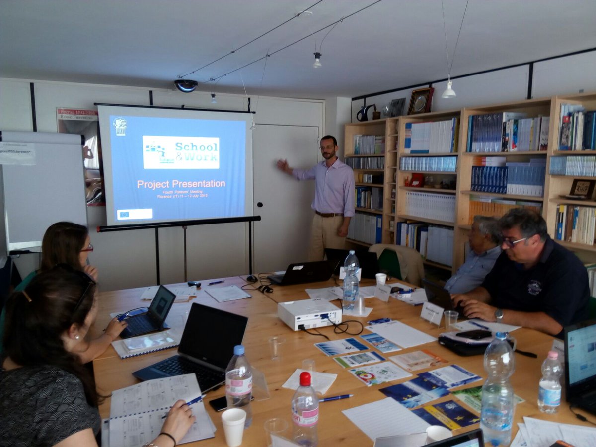 CEOEAragon's tweet photo. Reunión final del proyecto @schoolandworkEU en Florencia, buscando cómo prevenir el abandono escolar temprano https://t.co/YNPguyaOC8