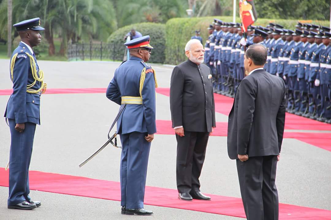 drdipakpateljgd's tweet photo. PM ModiJi  received ceremonial honours at the State House in Nairobi.#ModiInAfrica #ModiInSouthAfrica #ModiInNairobi https://t.co/Elc93cfWdL