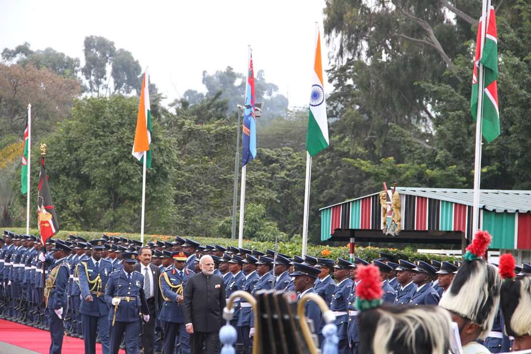drdipakpateljgd's tweet photo. PM ModiJi  received ceremonial honours at the State House in Nairobi.#ModiInAfrica #ModiInSouthAfrica #ModiInNairobi https://t.co/Elc93cfWdL