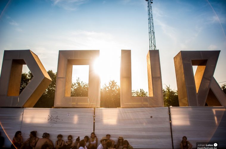 BMFestivals's tweet photo. .@dourfestival J-2! Focus sur l'édition 2016 (part 1) https://t.co/c2xtxgetTF #dour2016 #dourfestival https://t.co/jYUpThtTZT