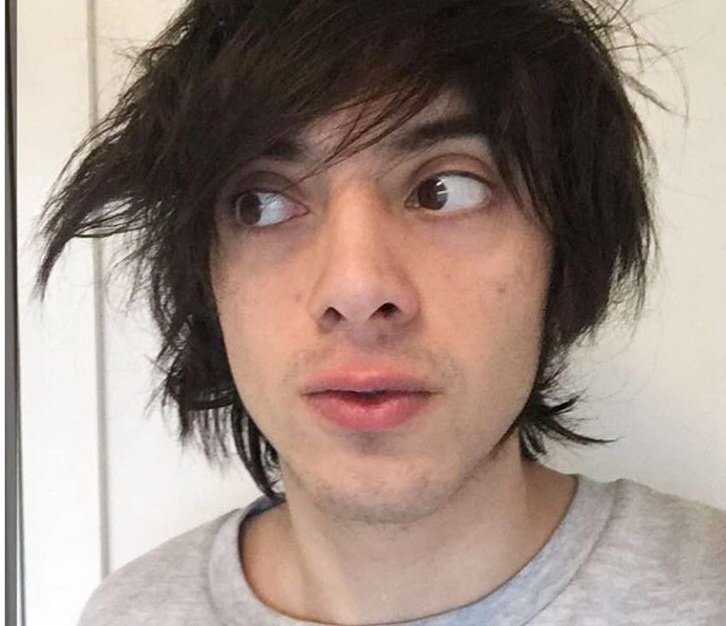 jaimeftban's tweet photo. es tan guapo que hace daño https://t.co/q6dfgTCEh1