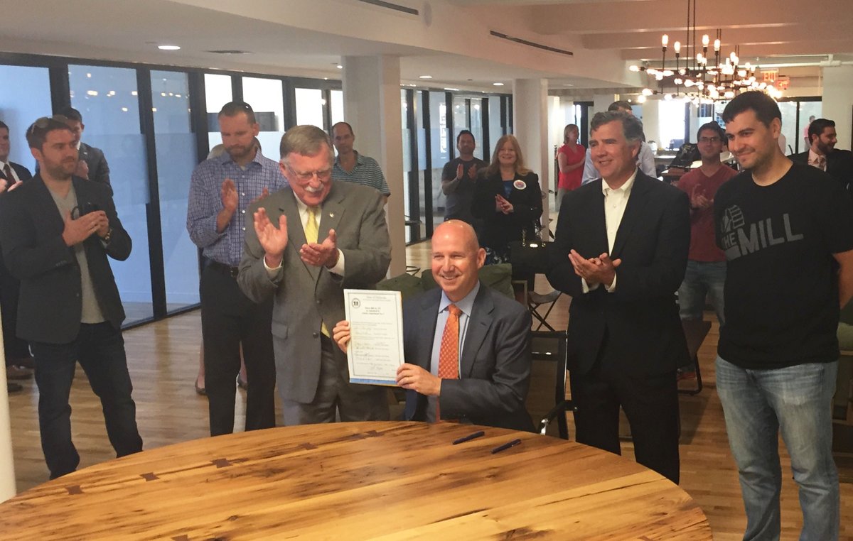 TY <a href="/GovernorMarkell/">Gov. Jack Markell</a> <a href="/BryonShortDE/">Bryon Short</a> Sen. Bushweller, startups &amp; smbiz have more access to capital #HB327 <a href="/TheMillDE/">The Mill Space</a>