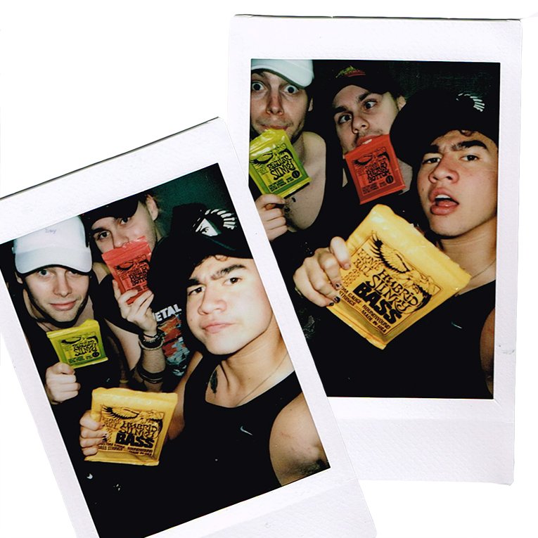 ernieball's tweet image. Australian rockers @Luke5SOS @Michael5SOS + @Calum5SOS of @5SOS play Ernie Ball Slinky strings. Do you? #iplayslinky