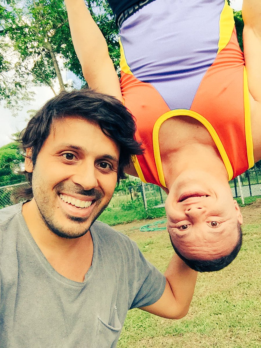 Ayer en un parquecito escondido me encontré con Andrés, campeón olímpico y Luz pa' este mundo! por tu amor amigo!