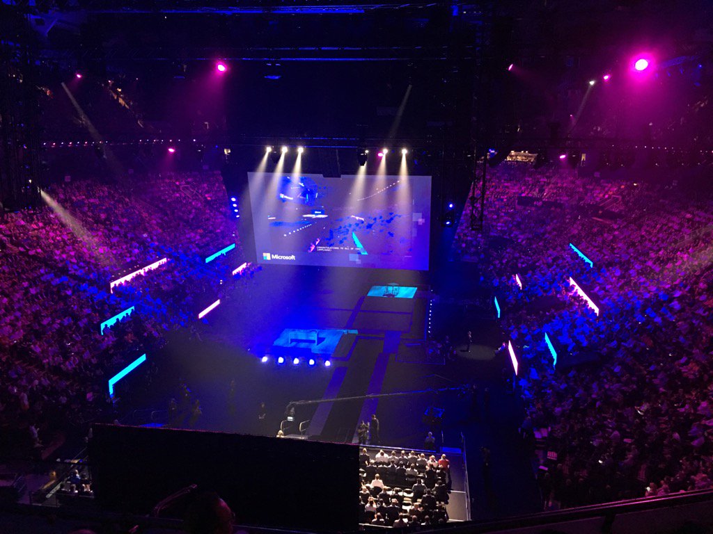 MichaelJLees's tweet photo. Microsoft WPC.  Keynote about to start....wow!!! @metalogix #WPC16 https://t.co/qL5AgTQcGR