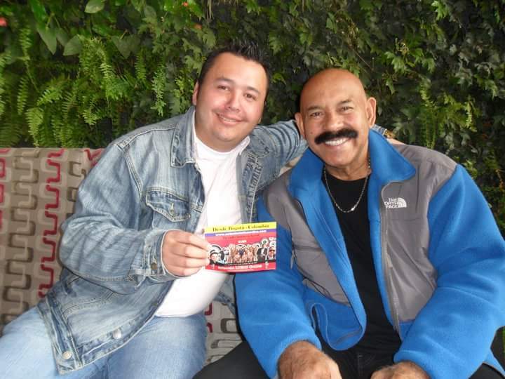 Hoy de cumpleaños el Leon de la salsa Oscar de León felicidades maestro te saludamos desde radioksalsa.com