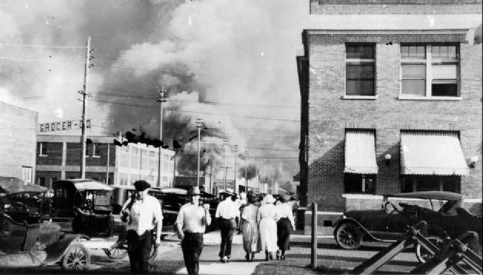OUTKAST211's tweet photo. #AllLivesDidntMatter When Black Wall Street was assaulted out of jealousy and hatred for a thriving Black community https://t.co/d9AzNm5a6R