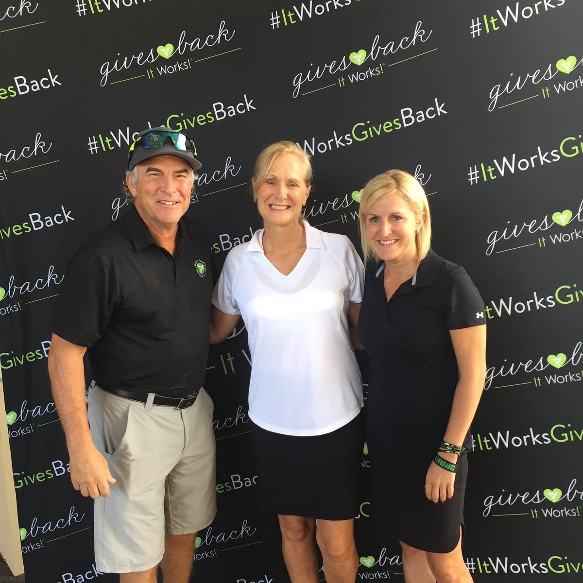 Jennifer Raley (@wrappinginport) | Twitter