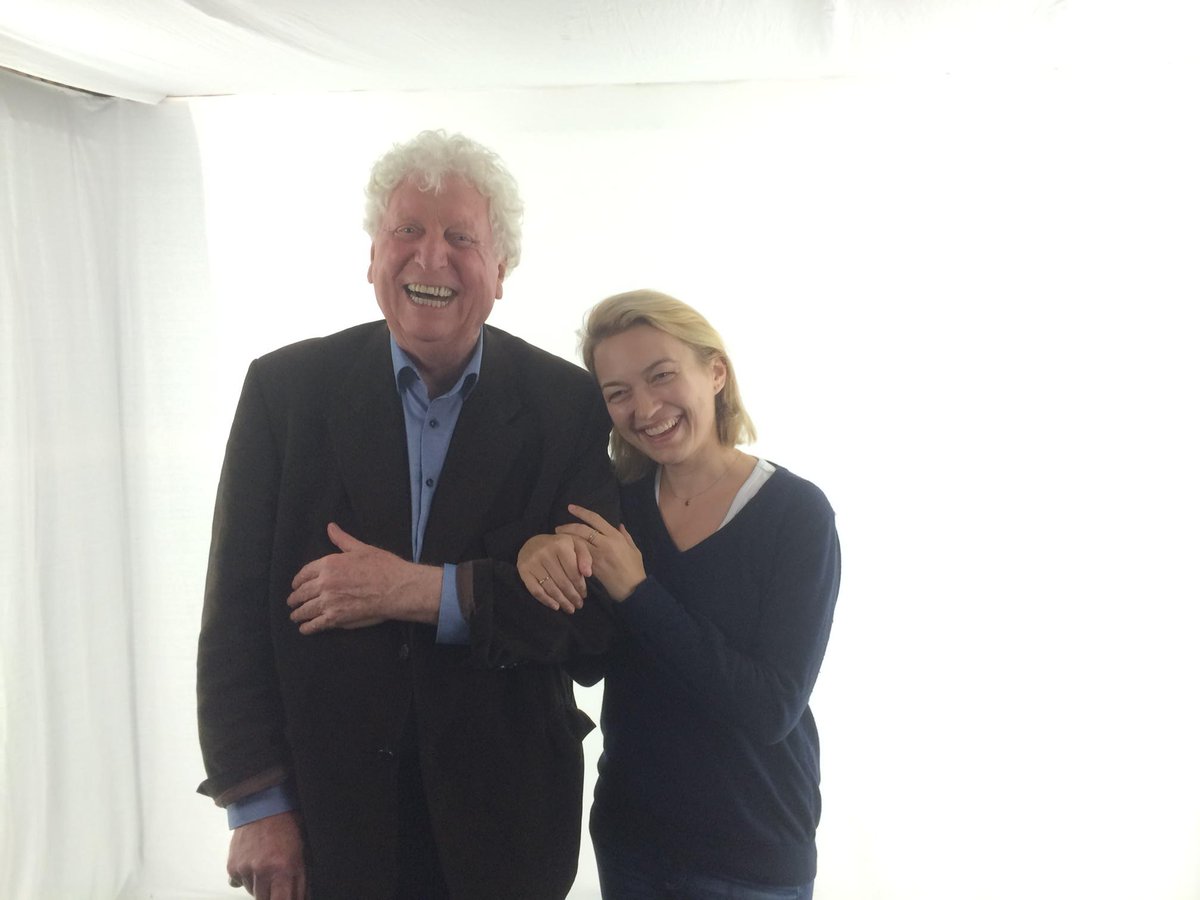 SophiaMyles's tweet photo. Having a giggle with the legendary Tom Baker. https://t.co/e2Ds6kuckR