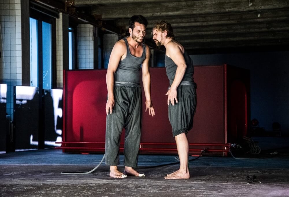 Locatietheater gebaseerd op #film || 'Apocalyps Now' || 21-30 juli op #marinakaaphoorn info: ow.ly/CIPP3027ml2