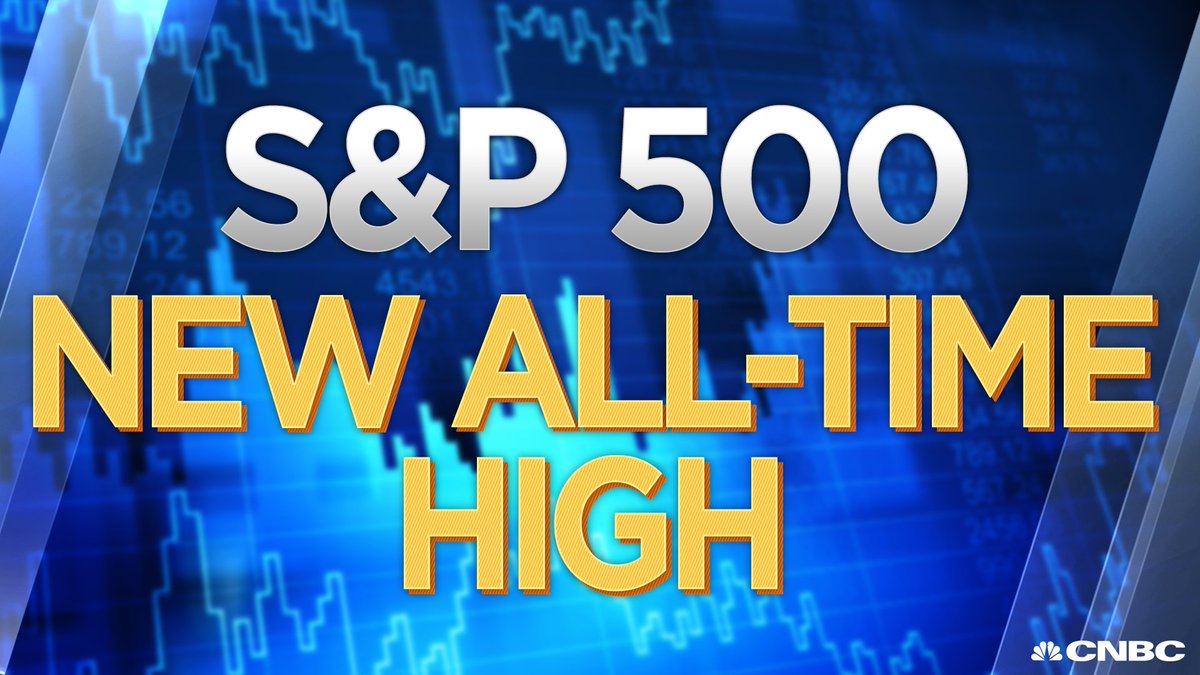 CNBCnow's tweet photo. BREAKING: S&amp;P 500 sets new all-time high https://t.co/My7mEAOqeP https://t.co/W7V3I4Q0GY