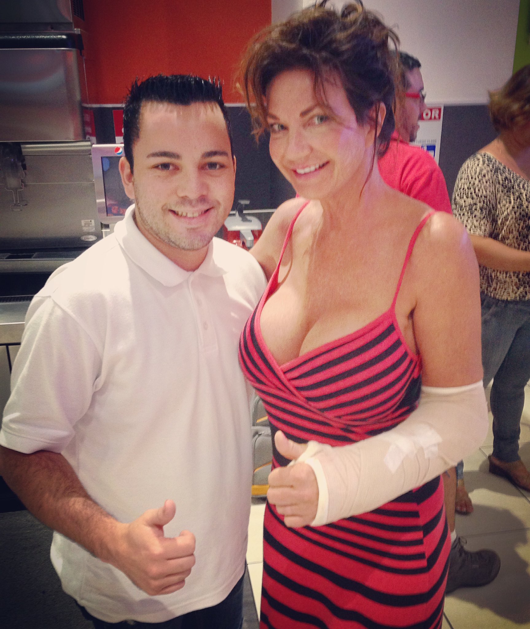 Randy Barrantes в X: „So in love with @Deauxma ❤️ SO NICE TO MEET YOU  https://t.co/LUctMFa2Ar“ / X