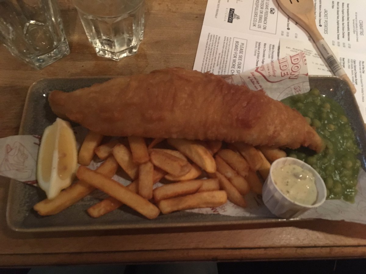 yyz010's tweet photo. Fish and Chips?!!#UMLondon https://t.co/b6m7GMw53G