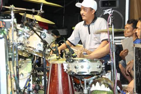 jayafahrull's tweet photo. Sipp ... Emang Ki ageng slamet ( Cak Met ) https://t.co/d36GL0TiAI