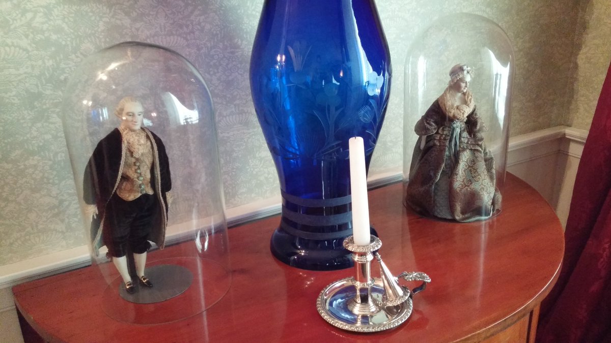 PrezPonderings's tweet photo. George &amp; Martha #Washington dolls at the #MaryToddLincoln house in #LexingtonKY. https://t.co/twcy0Em2m7