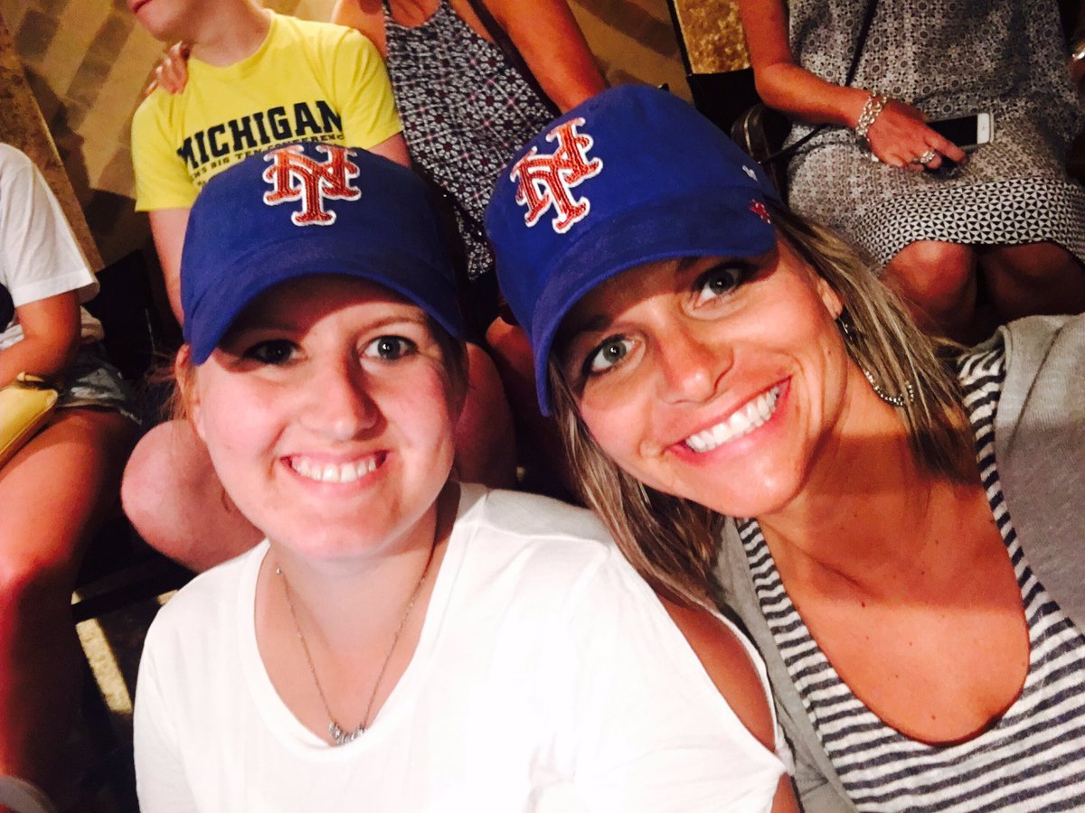 MSwartos's tweet photo. @LiveKelly so glad we got to come https://t.co/m3jiWkE1Rc