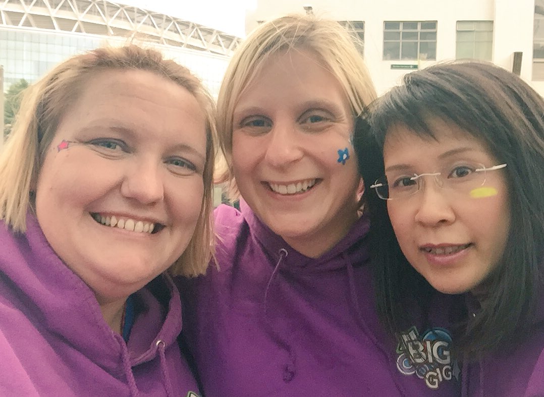 hollibmolbiol's tweet photo. What's the collective noun for a trio of Guiders (& BFF's)? @Girlguiding #BigGig2016 https://t.co/Ry3HAHhPPb