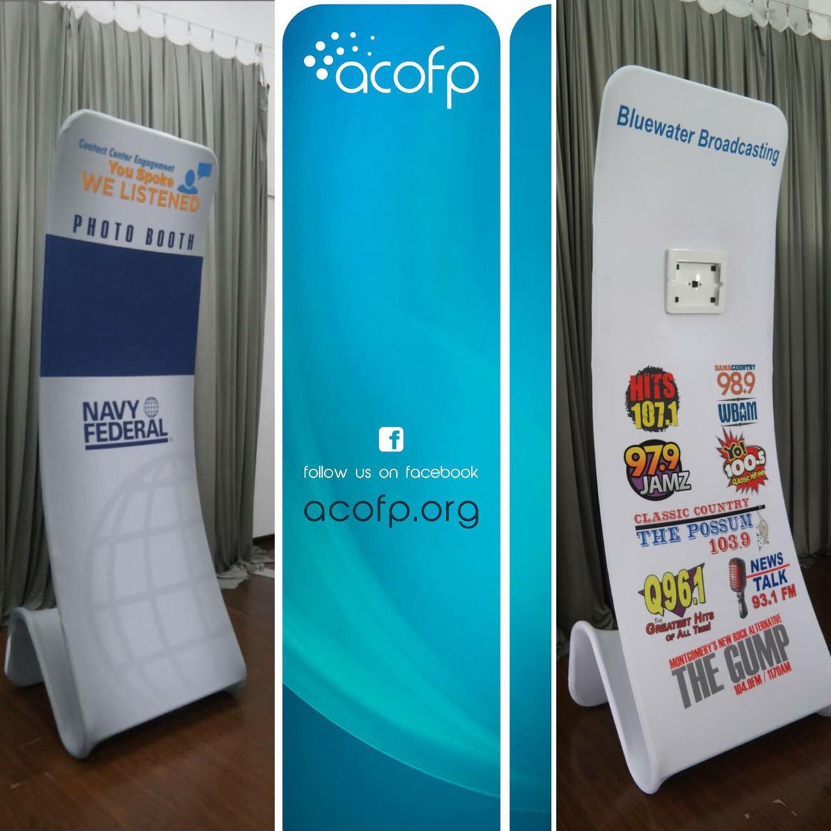 A custom iPad stand from <a href="/snap_booth/">SNAP THAT Photo booth</a> fits in a bag and can make your event fun! snapboothapp.com #photobooth