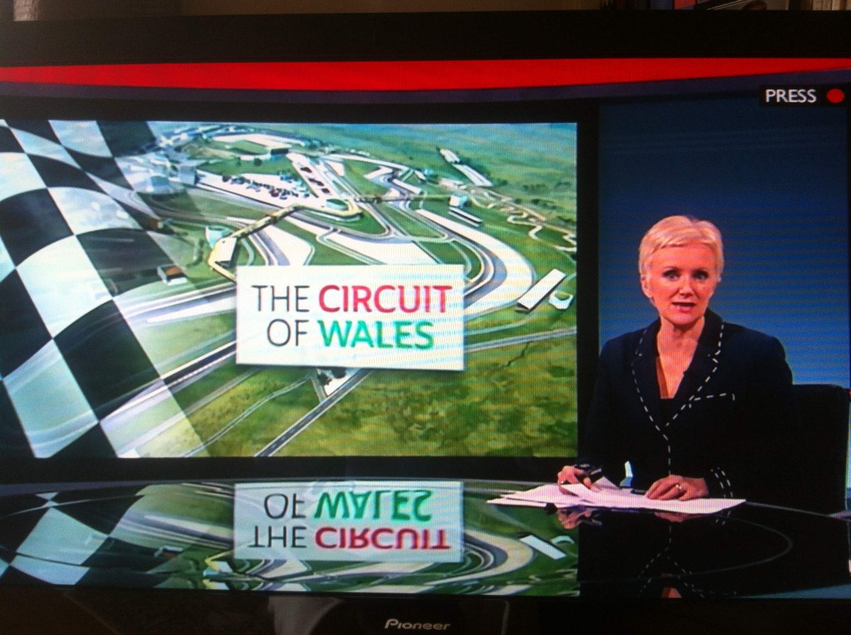 P_O_E_'s tweet photo. Very interesting @BBCWalesNews item on @CircuitOfWales. Well worth watching the early evening news tonight. #YesCofW https://t.co/SBIVsnVpOE