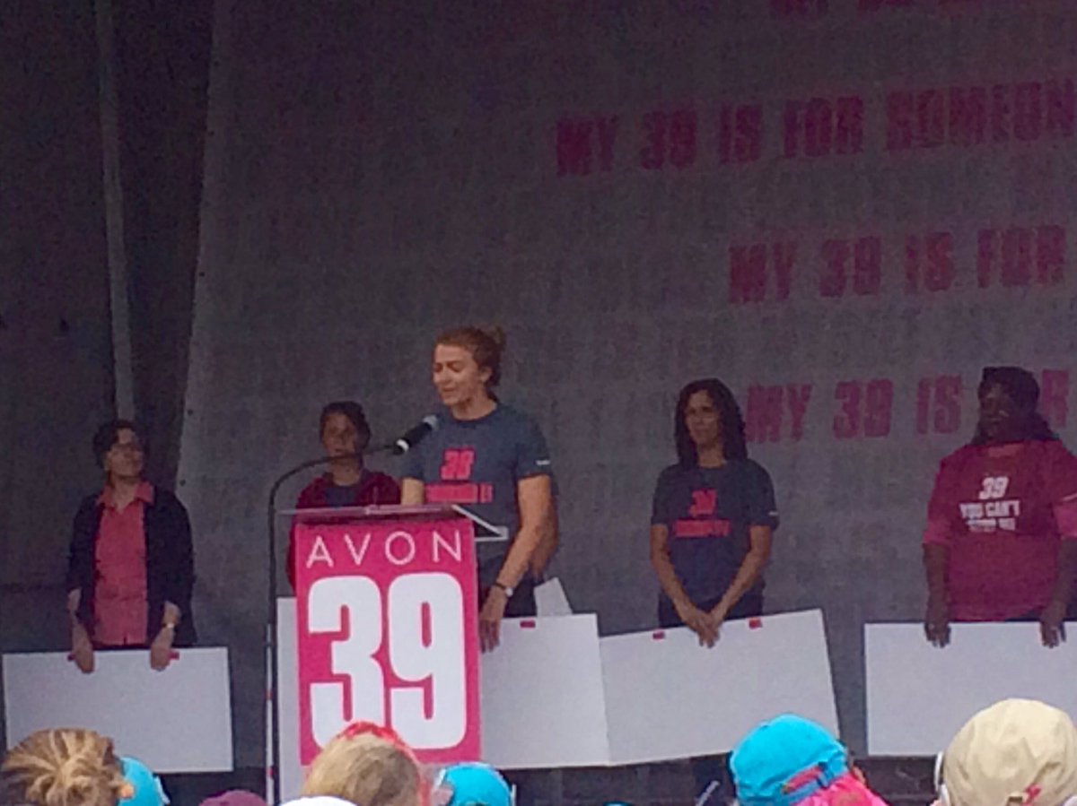 alliebukowski's tweet image. MGH #BreastCancer Research is so thankful to all walkers &amp;amp; supporters who made this grant possible!! @avon39walk