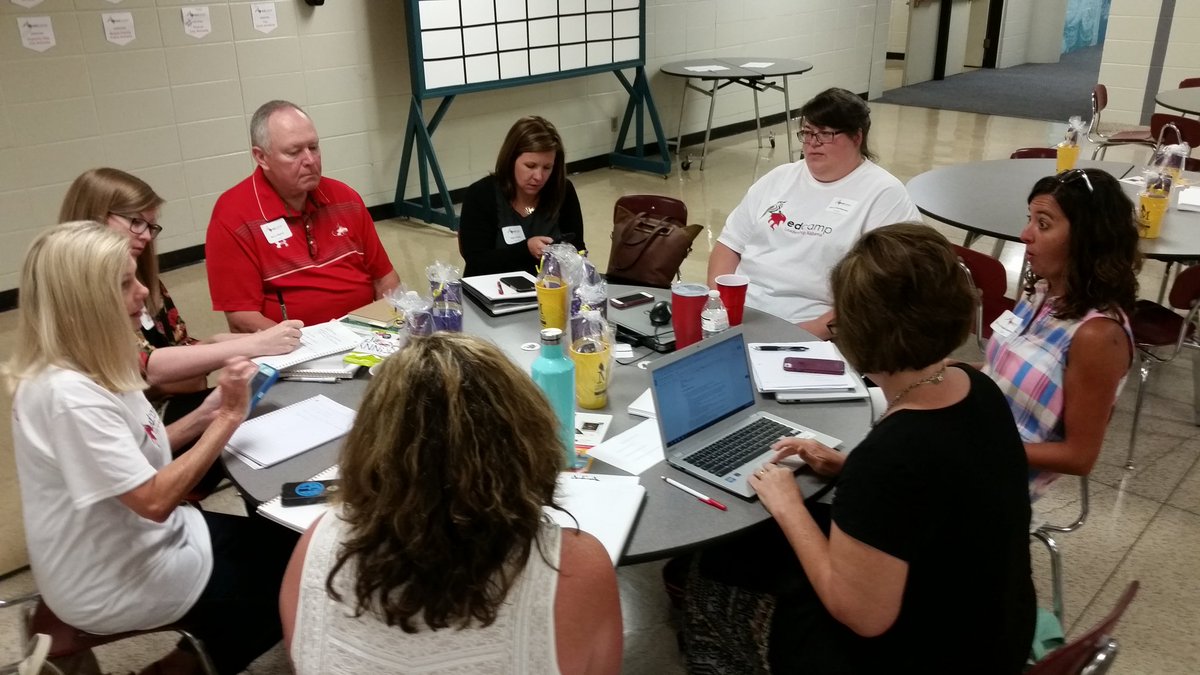 PhyllisFaust's tweet photo. Trussville educators reflecting over an AWESOME day of collaboration @EdCampLdrAL  #trussvillelearns https://t.co/3VynoQDQYJ