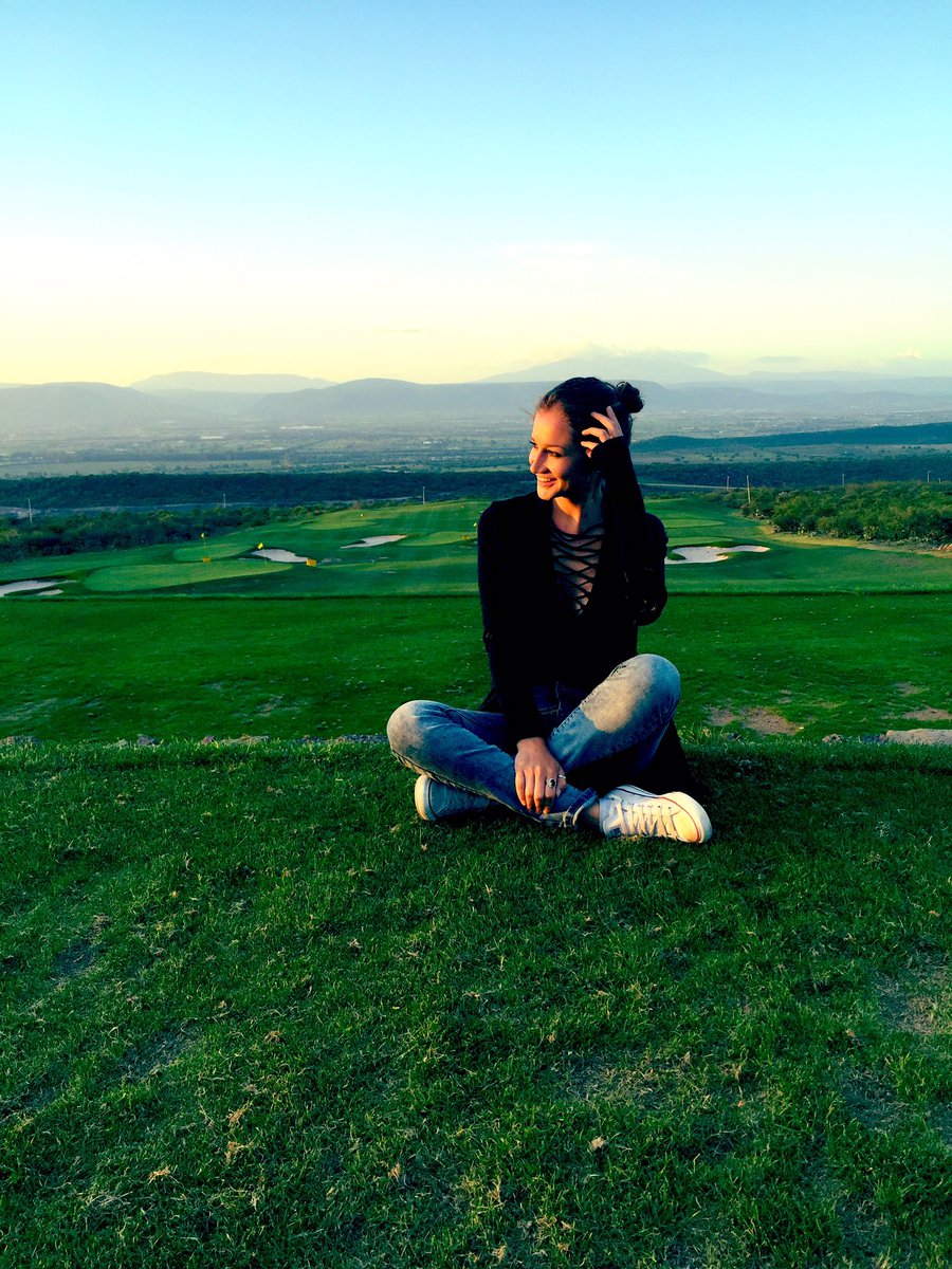 Xareni86's tweet photo. #Zibata 🍃⛳️ https://t.co/ZmpU7UlSlG