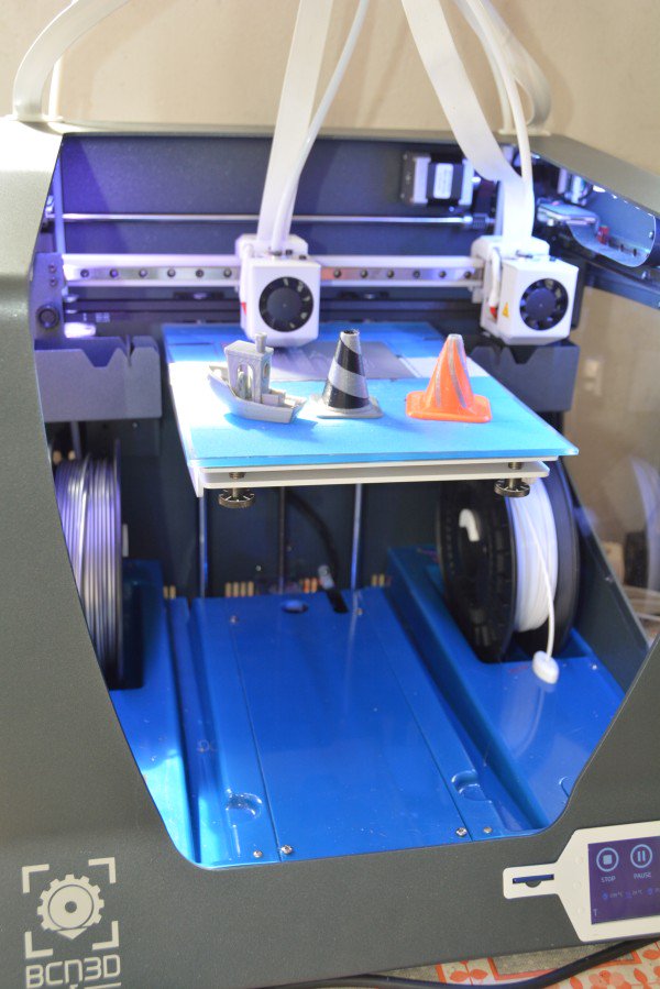 mmhhh war ziemlich ruhig bei uns in letzter Zeit... hier. Versuchen wir es mal damit: 19.7. 19.30:3D-Druckstammtisch