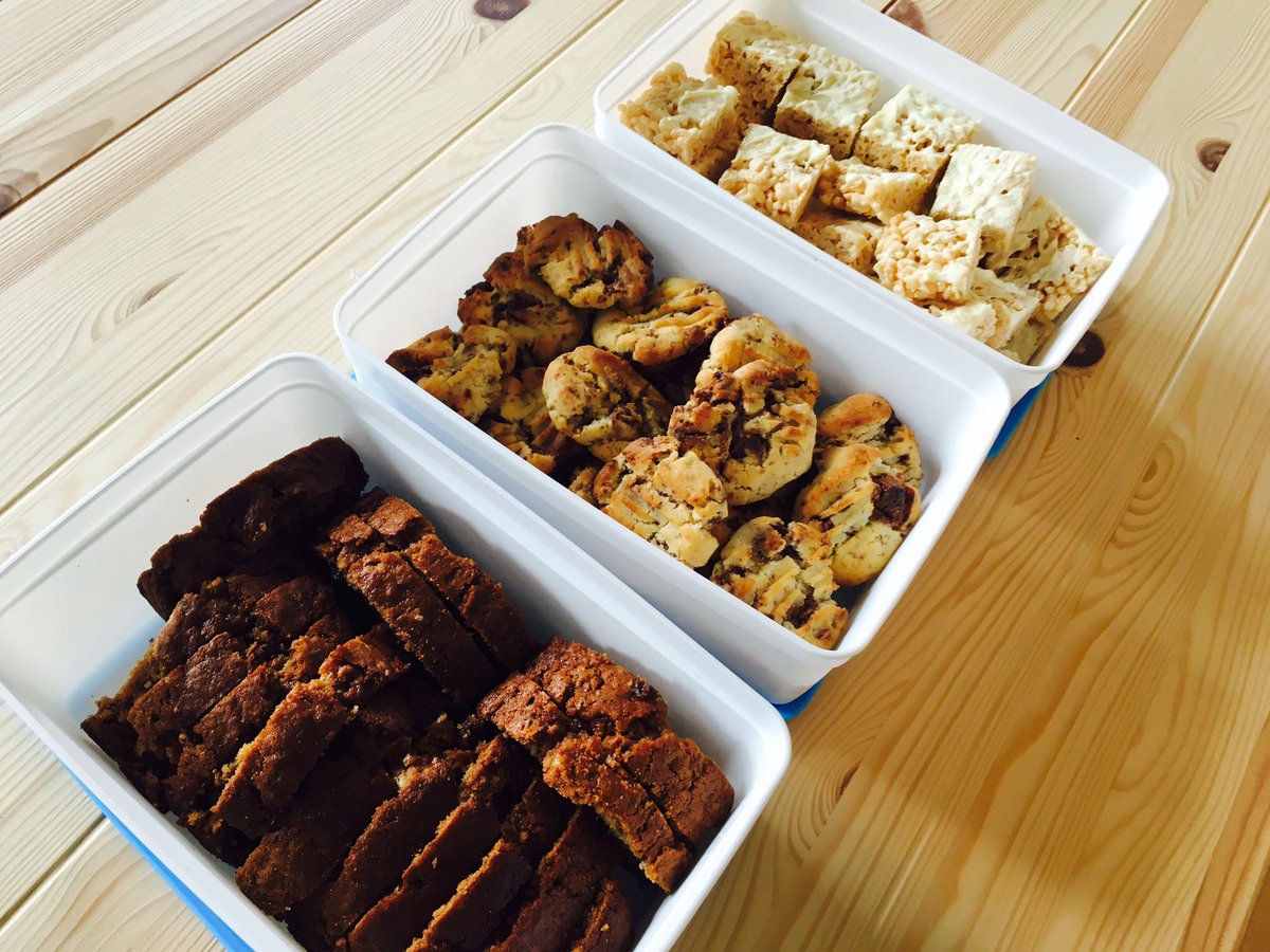 GennaElvin's tweet image. Being a founder includes making the team happy. How? Make their tummies happy. #tadaweb