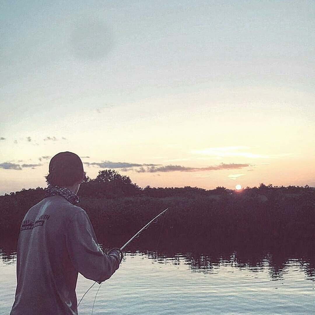 lefeflies's tweet photo. #flyfishing in the #sunnysouth!
#florida #gulf #salt #spot @sunnysouthoutfitters @GRGFLLC @feel_reel @Nautilusreels https://t.co/IgEwBb3peE