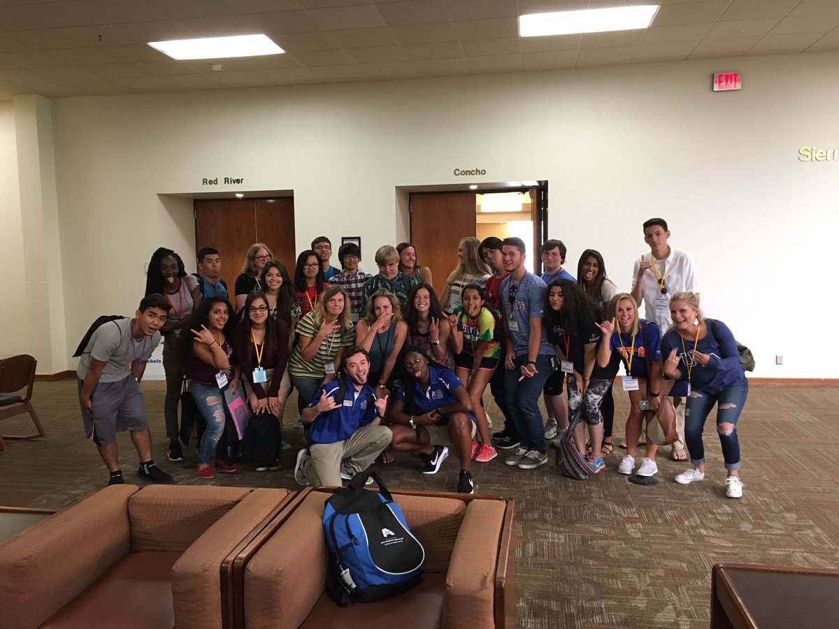 jraggies2016's tweet photo. Jr. Aggies we are the best!!👏🏼🙌🏼💪🏼 https://t.co/Iy5bdI3f3i