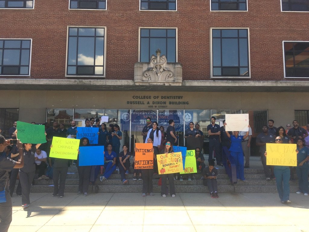 PoisePoshPrissy's tweet photo. @HowardU @HUPREZ17 #TakeBackHUCD -- TRYING TO SUCCEED BUT THESE RULES IMPEDE https://t.co/SBxt2MucqL