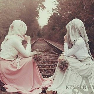 الأصدقاء أجساد متفرقة بقلب واحد 💕🌹
<a href="/RAYHANA_87/">kasiati istikhomah</a> 
@THKRH_80 
<a href="/lmyusuf12/">‏عاشـــقه  الزهراء</a>