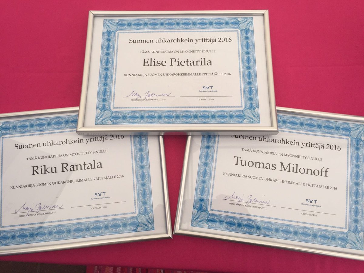 madventures's tweet image. Nyt on kova! @SYT_kassa julisti meidät vuoden 2016 uhkarohkeimmiksi yrittäjiksi! Kiitos kaunis ynnä kumarrus!