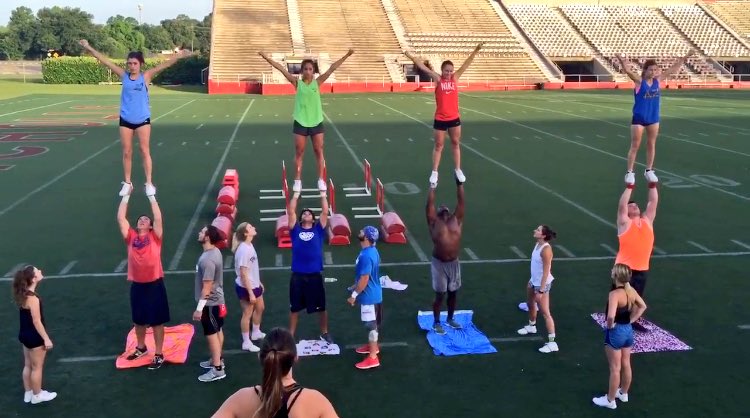 KGooodd's tweet image. #hellweekbegins #nsucheer ❤️