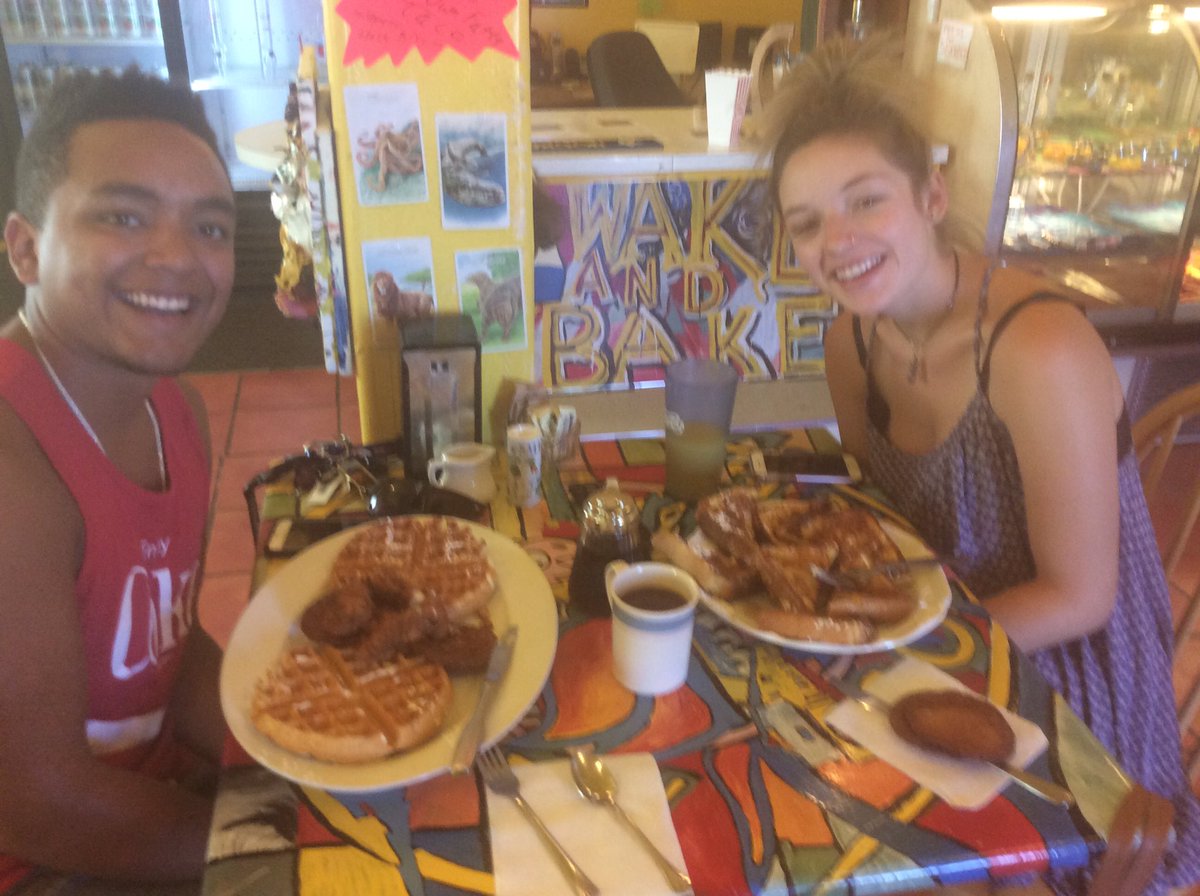 WakeAndBakeCO's tweet photo. Breakfast https://t.co/JfaLUECevi