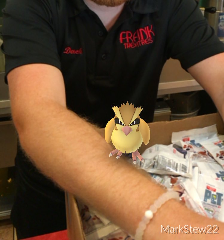 TVCinemas's tweet photo. We just caught Pinsir, Gloom, and a lot of Weedles, Pidgies &amp; Rattatas come catch 'em &amp; see a movie #PokemonGO https://t.co/EtZVD1hRaU