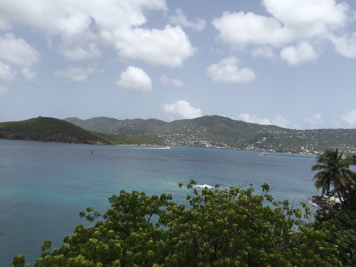 frenchmansreef's tweet photo. This is my view. What's yours? #pricelessviews https://t.co/m9exIBSI5i